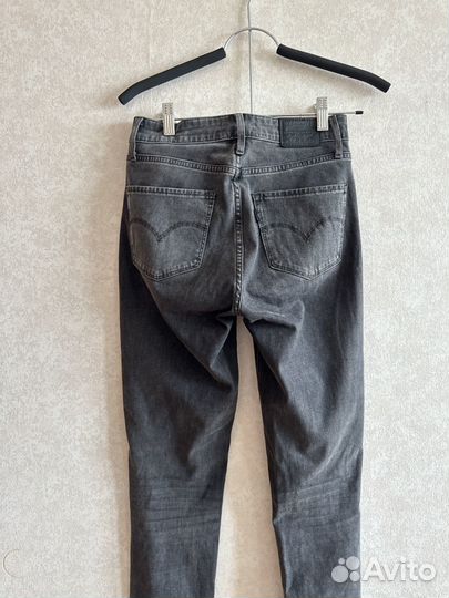 Джинсы женские levis 40-42
