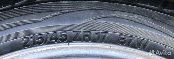 Vredestein Ultrac 215/45 R17