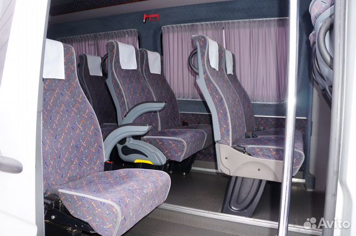 Аренда микроватобуса Мерседес люкс 18 мест