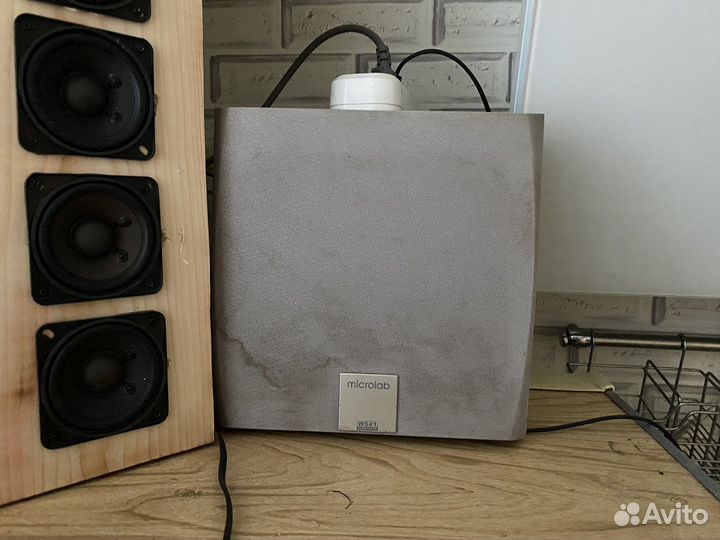 Сабвуфер microlab w541 и усилитель с колонками