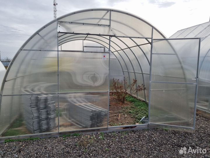 Теплица арочная 4х4