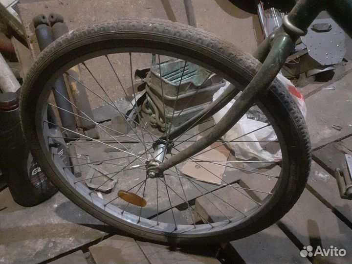 Колесо переднее,24
