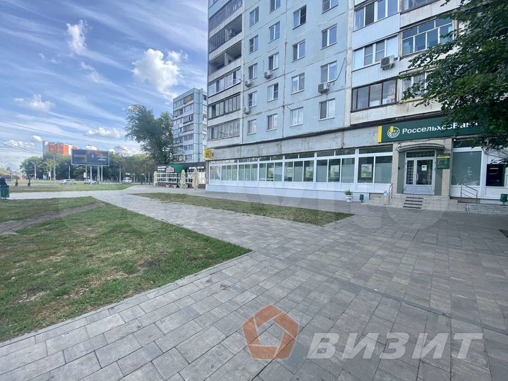 Торговое с панорамными окнами на 1 линии, 398.8 м²