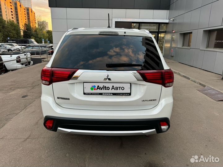 Mitsubishi Outlander 2.4 CVT, 2016, 133 417 км