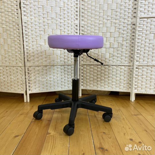 Стул таблетка