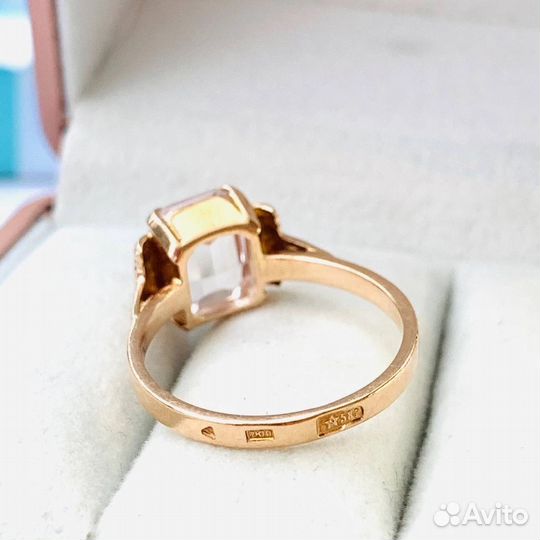 Золотое кольцо с горным хрусталем, кулон и кольцо