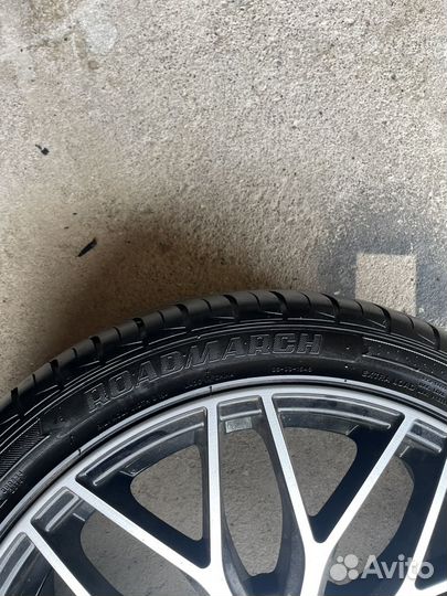 Roadmarch Prime UHP 08 235/40 R18 95W