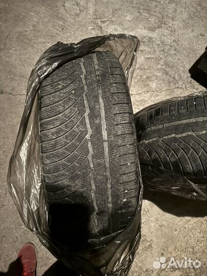 Michelin 4x4 Alpin 235/45 R19 99Y