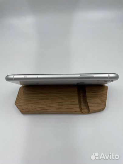 iPhone Xr, 128 ГБ