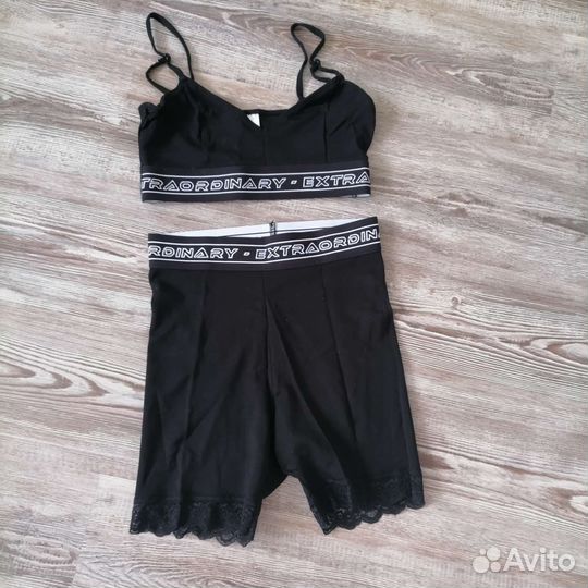 Комплект H&M для занятий спортом