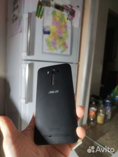 ASUS ZenFone 2 Laser ZE550KL, 2/16 ГБ