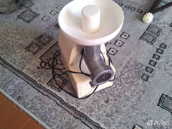 Мясорубка электрическая бу