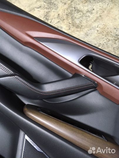 Mazda сх9 2019 г Обшивка передней левой двери