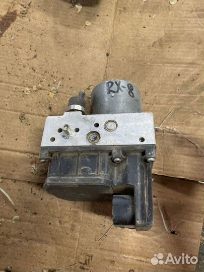 Блок ABS Mazda Rx-8