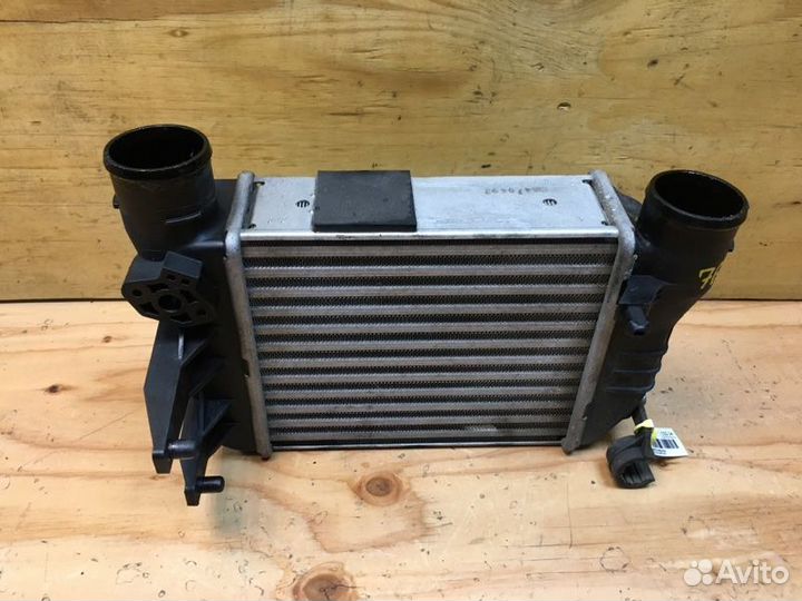 Радиатор интеркулера Audi A4 8EC BFB 2007
