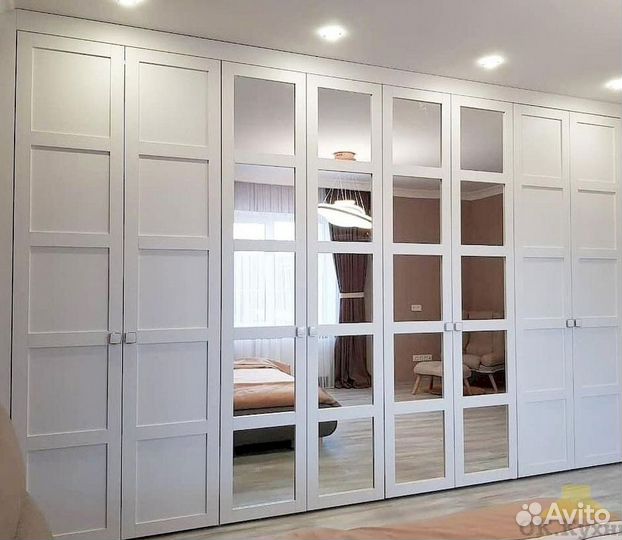 Угловой шкаф