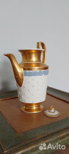 Кофейник фарфор