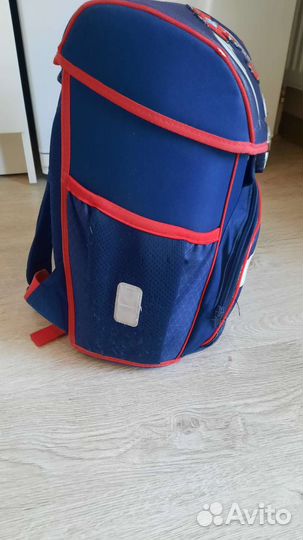 Школьный рюкзак
