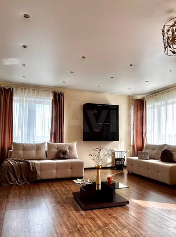 2-к. квартира, 68 м², 5/11 эт.