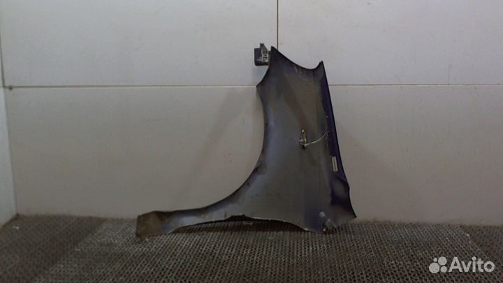 Крыло Toyota Yaris, 2000