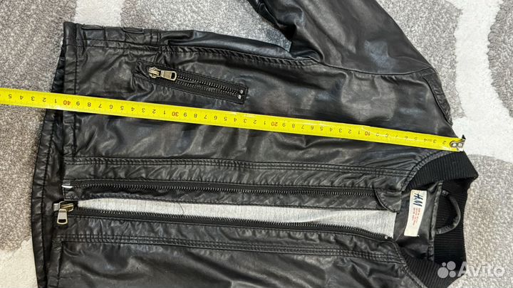 Кожаная куртка hm 110