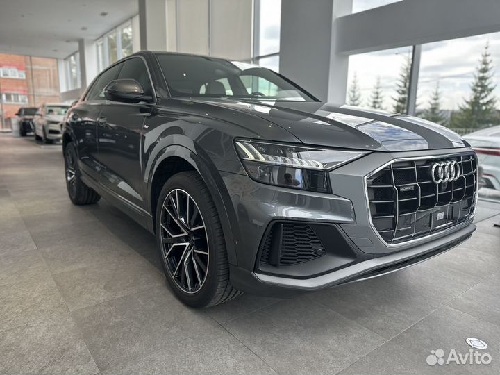 Audi Q8 3 AT, 2022, 10 км