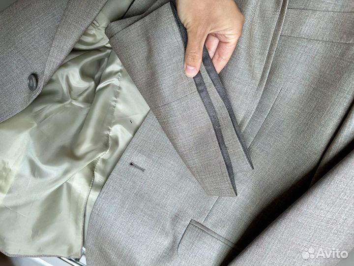 Костюм мужской классический