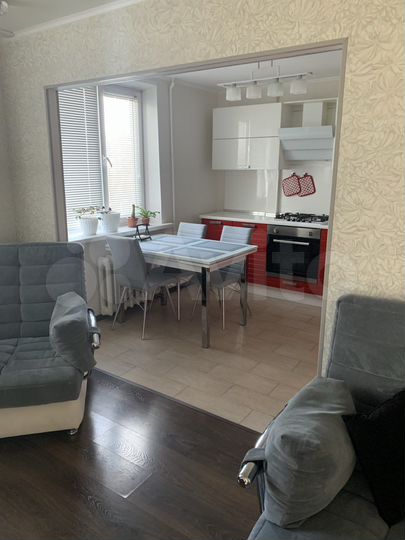 3-к. квартира, 68 м², 2/5 эт.