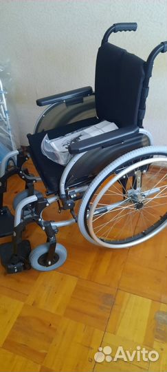 Инвалидная коляска
