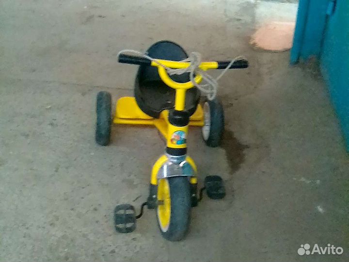 Детский трехколесный велосипед Чижик