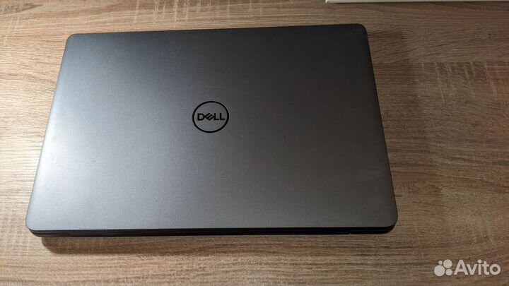 Ноутбук Dell Vostro P77F001 i5 8thGen 16GB/470GB