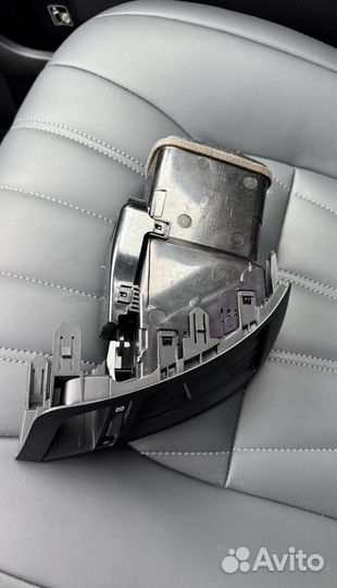 Воздуховод toyota land cruiser 200 (08-12)