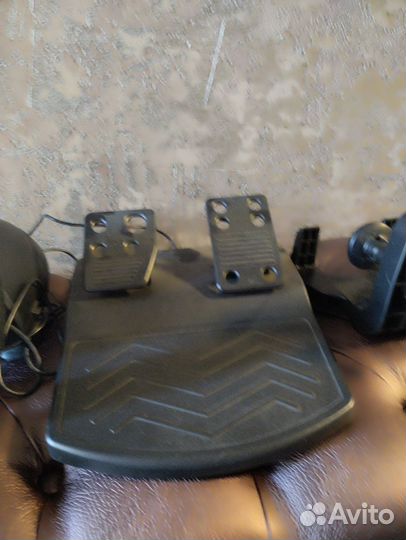 Руль игровой Genius speed wheel 5 pro