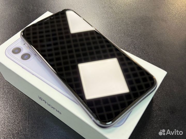 iPhone 11, 128 ГБ