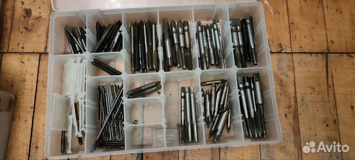 Плашки, метчики, держатели, резцы. всяко разно