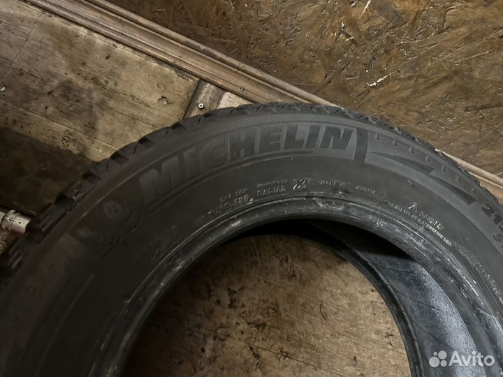 Michelin X-Ice North 2 215/65 R16 102T