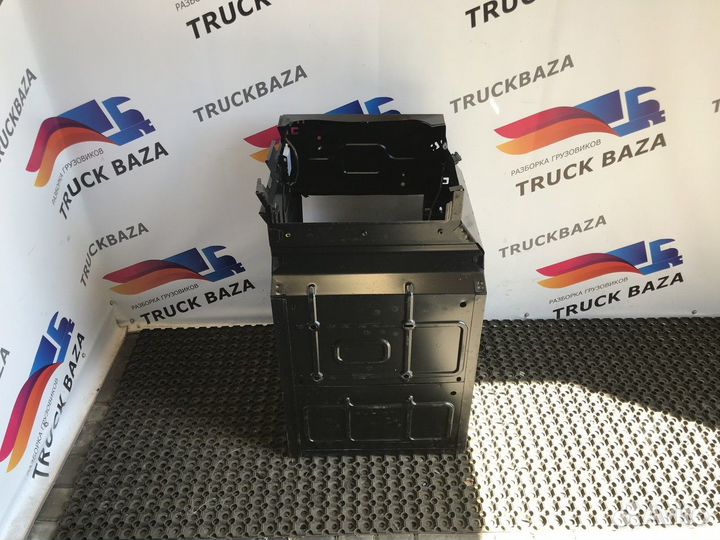 9438400506 Ящик вещевой левый Mercedes-Benz Actros