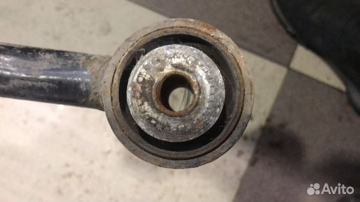 Рычаг передний верхний правый для Toyota Land Crui