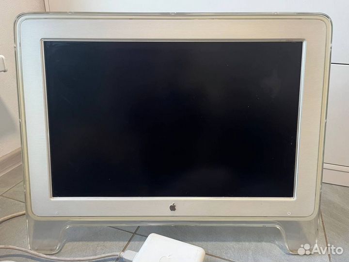 Монитор aple cinema display 22