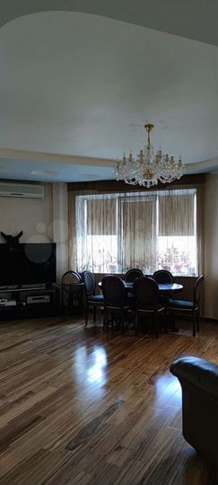 4-к. квартира, 122 м², 7/14 эт.