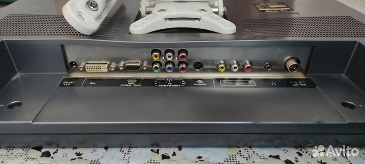 ЖК телевизор Hitachi 20 дюймов Япония