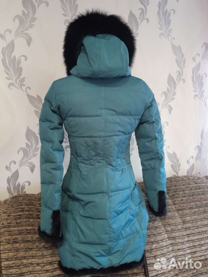 Пуховик женский 42 44