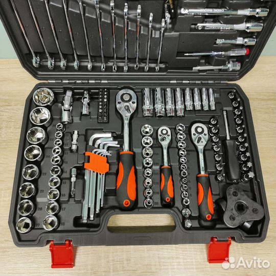 Набор инструментов 121 предмет