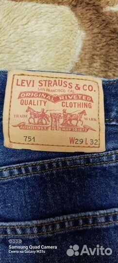 Джинсы levis