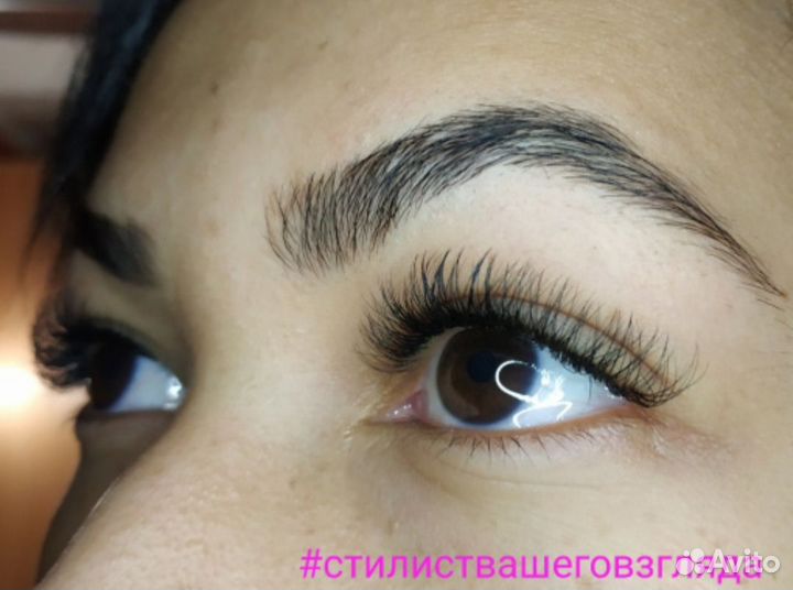 Наращивание ресниц, моделирование бровей