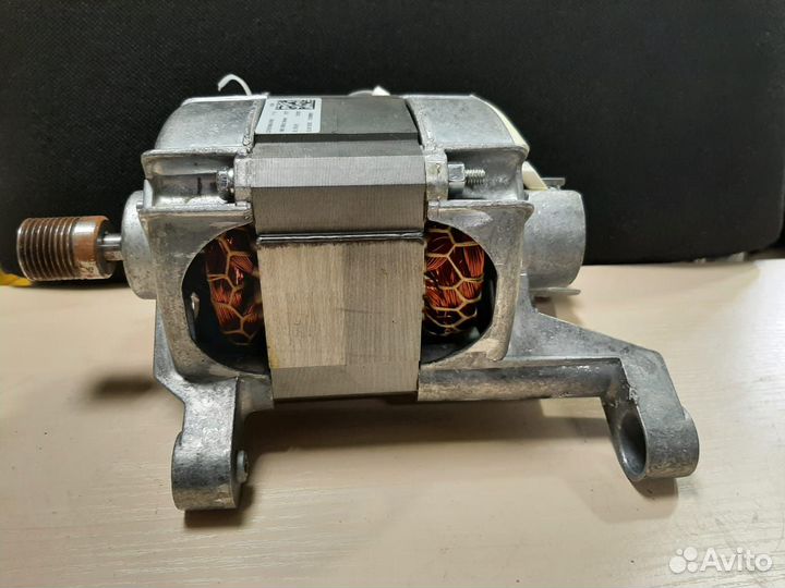 Двигатель для см Electrolux EWW 167580 W