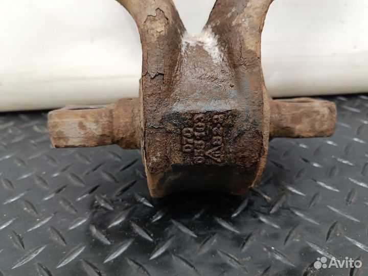 A9423500505 Тяга реактивная V образная