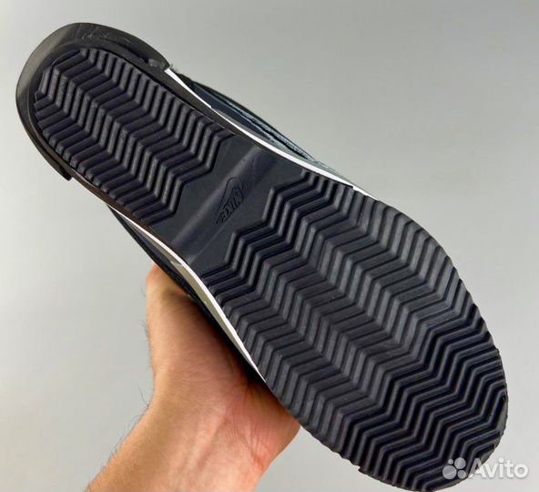 Кроссовки nike новые