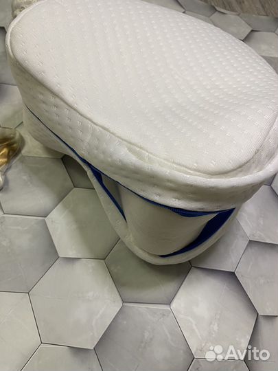 Подушка ортопедическая для ног новая