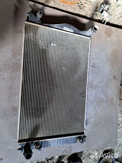 Радиатор основной Audi A6 C6